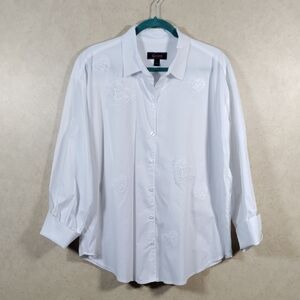 12517 FINAL PRICE C. Wonder white stretch cotton blouse w/heart applique L NEW